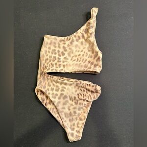 Skatie Leopard Print womens One Piece Swimsuit